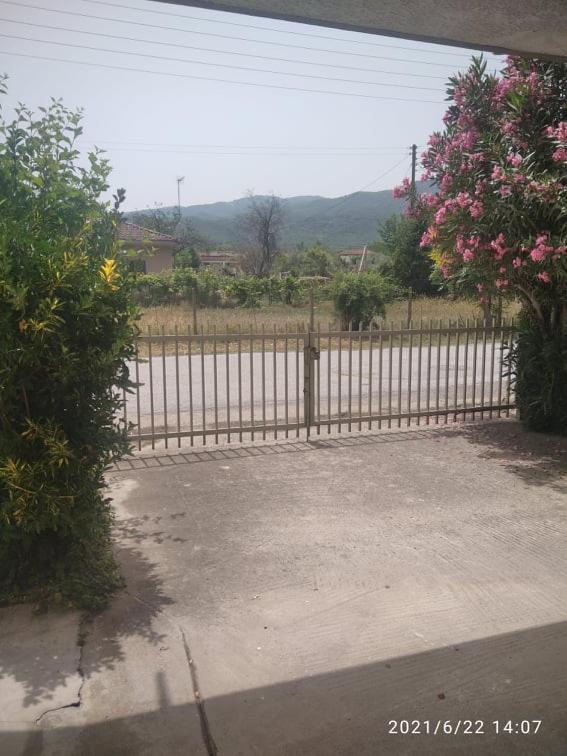 Apartamento Little Beauty - Happyhostgr - In Platamonas Exterior foto