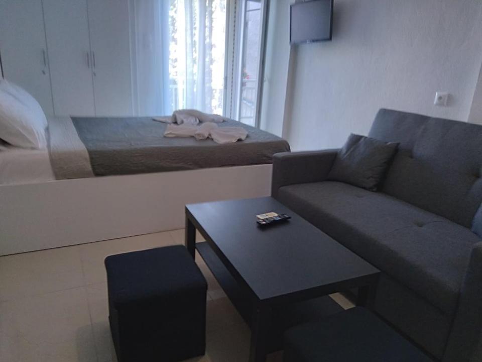 Apartamento Little Beauty - Happyhostgr - In Platamonas Exterior foto